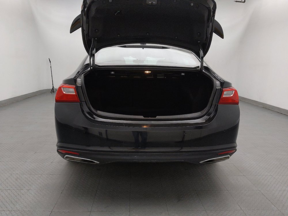 Used 2025 Chevrolet Malibu RS FWD image 29