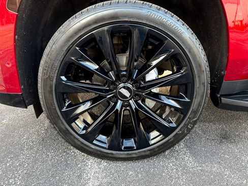 Certified 2023 Cadillac Escalade Sport Platinum image 4