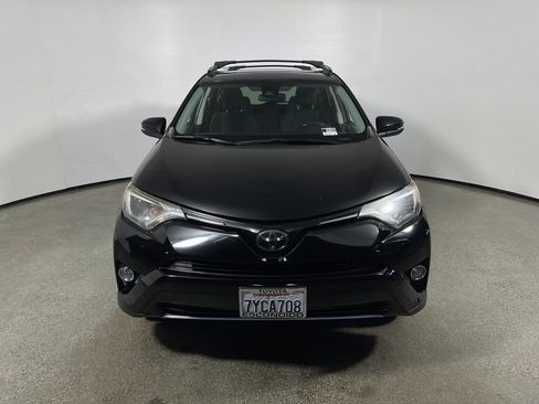 Used 2017 Toyota RAV4 XLE w/ Carpet Mat Package FWD image 8