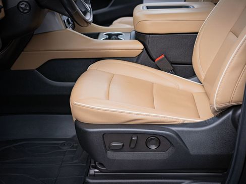 Used 2022 Chevrolet Tahoe Premier image 13