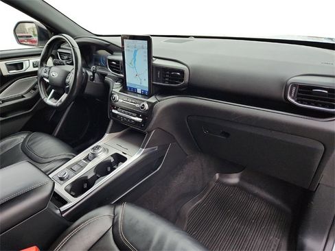 Used 2020 Ford Explorer ST w/ ST Street Pack image 32