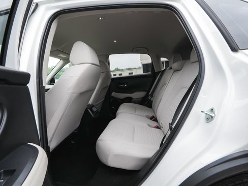 Used 2023 Honda HR-V LX image 34