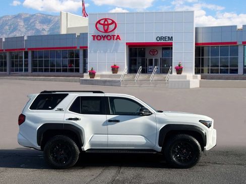 New 2026 Toyota 4Runner TRD Off-Road Premium AWD/4WD image 3