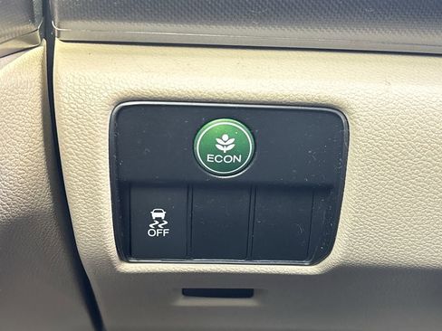 Used 2015 Honda Accord LX image 19