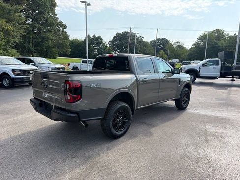 New 2026 Ford Ranger Lariat w/ Black Appearance Package AWD/4WD image 3