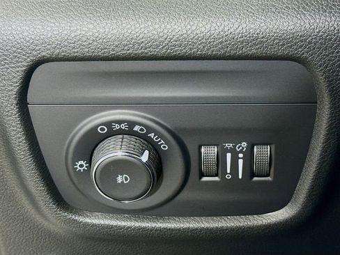 New 2026 Jeep Grand Cherokee L Limited AWD/4WD image 10