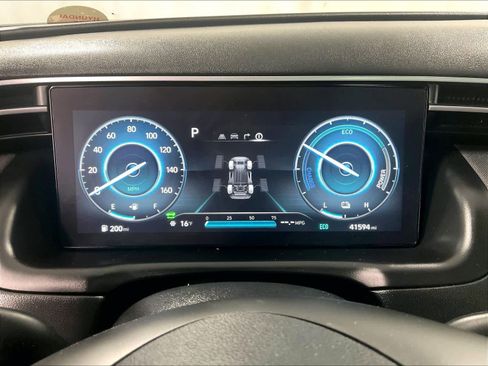 Used 2023 Hyundai Tucson Limited w/ Cargo Package image 26