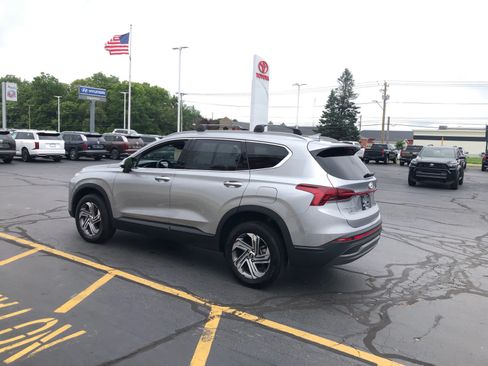 Certified 2023 Hyundai Santa Fe SEL AWD/4WD image 3