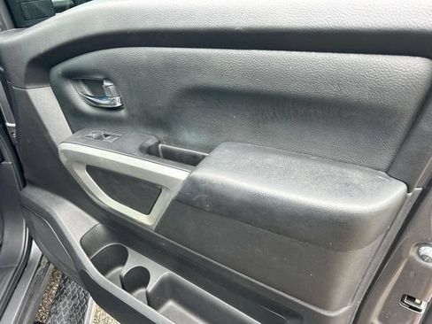 Certified 2021 Nissan Titan SV w/ SV Convenience Package AWD/4WD image 23