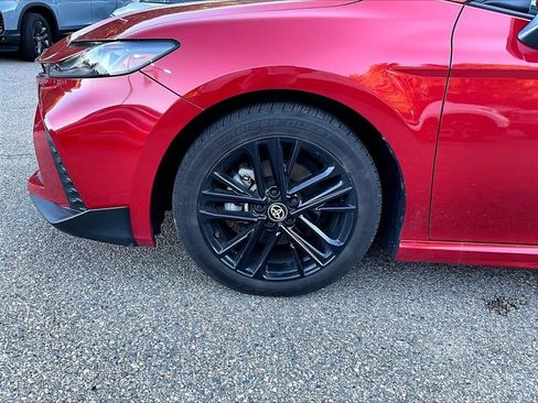 Certified 2025 Toyota Camry SE FWD image 7