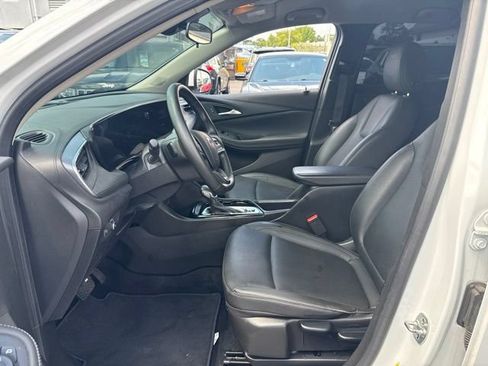 Used 2024 Buick Encore GX Sport Touring FWD image 10