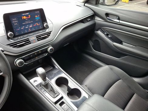 Used 2021 Nissan Altima 2.5 SV AWD/4WD image 28