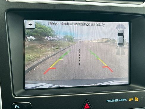 Used 2017 Ford Explorer Sport image 23