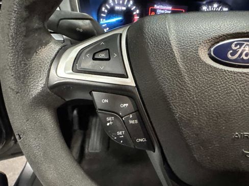 Used 2013 Ford Fusion SE image 28