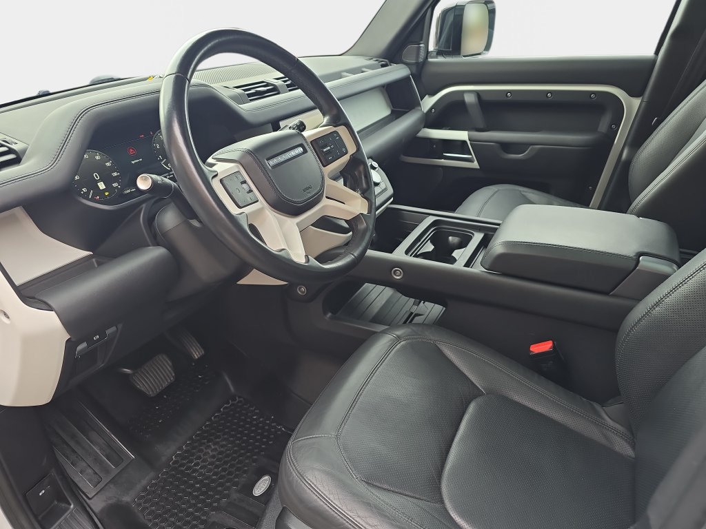 Used 2024 Land Rover Defender 110 S AWD/4WD image 18