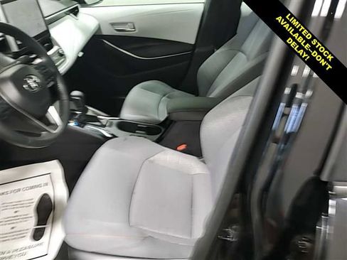 Used 2025 Toyota Corolla FX w/ Convenience Package FWD image 4