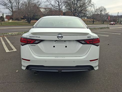 Certified 2023 Nissan Sentra SR w/ Electronics Package image 6