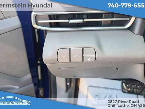 Used 2023 Hyundai Elantra SEL FWD image 17