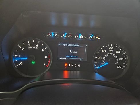 Used 2019 Ford F150 XLT w/ Equipment Group 302A Luxury AWD/4WD image 18