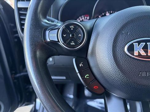 Used 2016 Kia Soul image 15