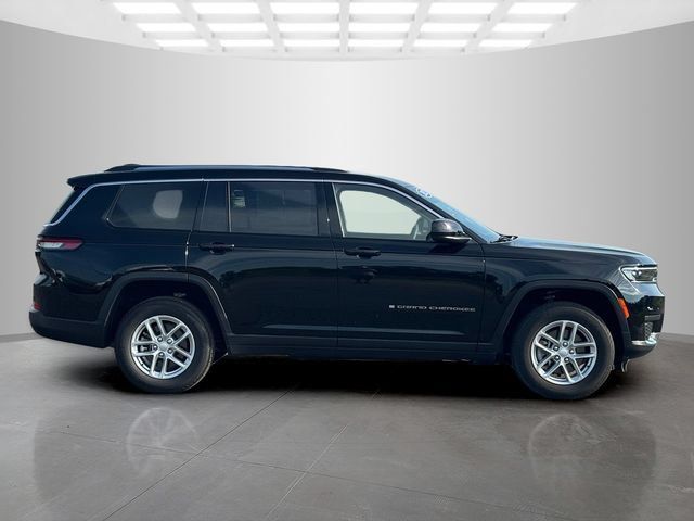 Certified 2023 Jeep Grand Cherokee L Laredo w/ Luxury Tech Group I AWD/4WD image 8