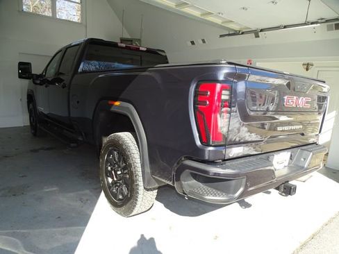 Used 2024 GMC Sierra 3500 AT4 w/ Technology Package image 19