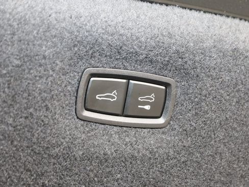 Used 2023 Audi e-tron GT Premium Plus image 63