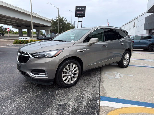 Used 2019 Buick Enclave Premium w/ Experience Buick Package FWD image 3