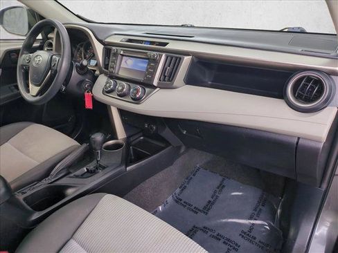 Used 2014 Toyota RAV4 LE image 20