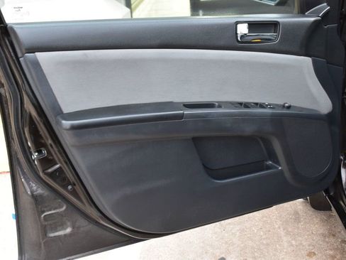 Used 2011 Nissan Sentra 2.0 S w/ Convenience Pkg image 34