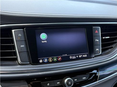 Used 2022 Buick Enclave Premium image 52