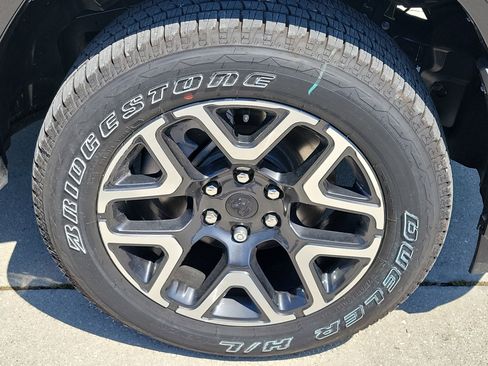 New 2026 RAM 1500 Laramie image 8