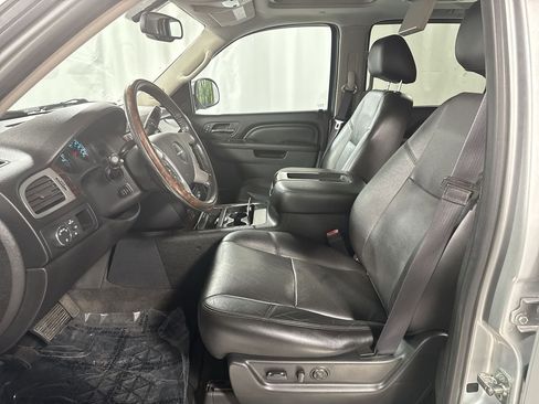 Used 2013 GMC Yukon Denali image 17