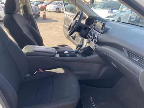 Used 2024 Nissan Sentra S FWD image 23
