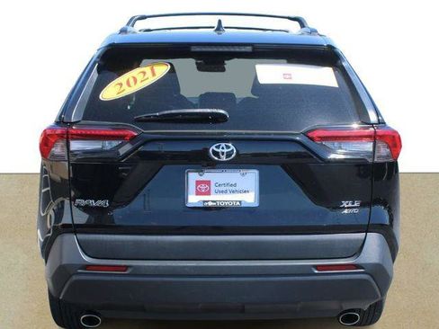 Certified 2021 Toyota RAV4 XLE AWD/4WD image 5