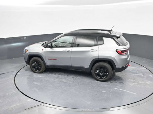 Used 2023 Jeep Compass Trailhawk image 30