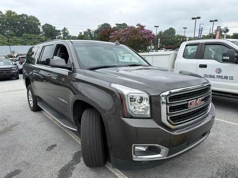 Used 2020 GMC Yukon XL SLT RWD image 6