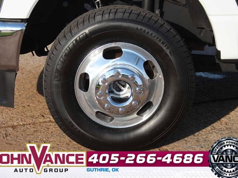 Used 2025 Ford F350 XLT AWD/4WD image 15