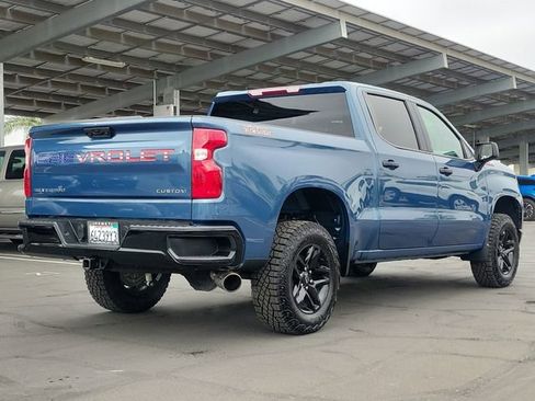 Used 2024 Chevrolet Silverado 1500 Custom Trail Boss AWD/4WD image 3