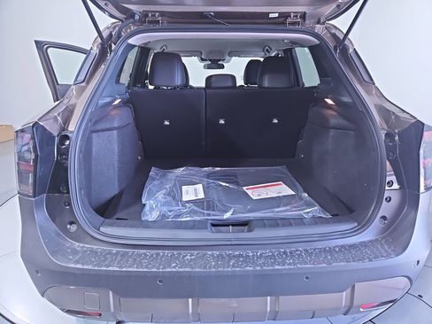 New 2025 Nissan Kicks SR image 21