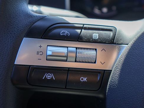 Certified 2025 Hyundai Santa Cruz SEL image 12