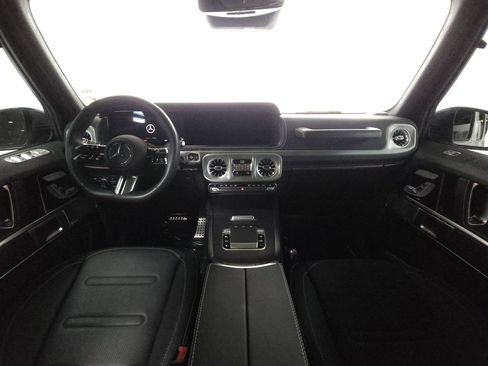 Used 2025 Mercedes-Benz G 550 w/ Manufactur Interior Package image 27