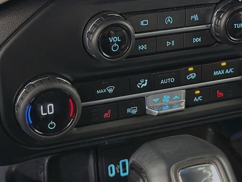 Used 2023 Ford Bronco Wildtrak AWD/4WD image 23