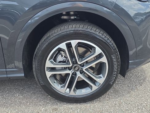 New 2025 Audi Q5 Premium image 33