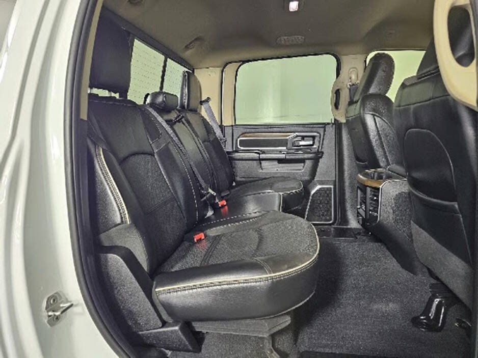 Used 2022 RAM 2500 Laramie AWD/4WD image 17
