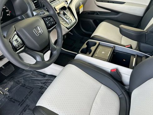 New 2026 Honda Odyssey Elite image 10