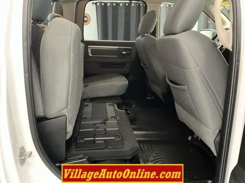 Used 2017 RAM 1500 Big Horn AWD/4WD image 32