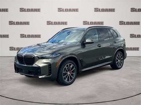 New 2026 BMW X5 xDrive40i w/ M Sport Package image 1