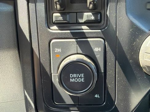 Used 2025 Ford F250 XLT AWD/4WD image 21
