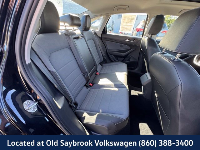 Certified 2025 Volkswagen Jetta SE FWD image 22